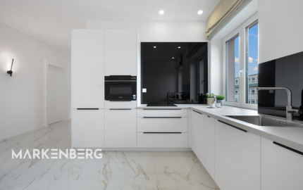 MARKENBERG - Romantický, priestranný 3i klenot v Starom Meste vedľa Medickej záhrady - PREDANÝ