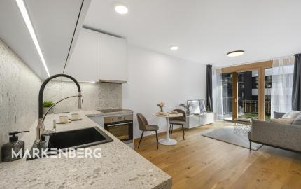 MARKENBERG - Zariadený 2i byt s predzáhradkou, pivnicou a parkingom pre elektromobil