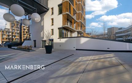 MARKENBERG - Zariadený 2i byt s predzáhradkou, pivnicou a parkingom pre elektromobil