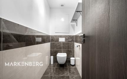 PREDANÝ - charizmatický 2i byt so zariadením, parkingom a pivnicou