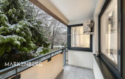 PREDANÝ - charizmatický 2i byt so zariadením, parkingom a pivnicou