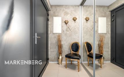 PREDANÝ - exkluzívny 5-izbový rodinný dom s bazénom a krásnou záhradou v Chorvátskom Grobe