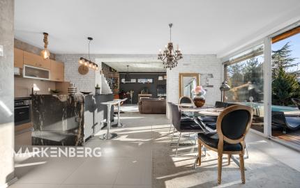 PREDANÝ - exkluzívny 5-izbový rodinný dom s bazénom a krásnou záhradou v Chorvátskom Grobe