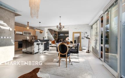 PREDANÝ - exkluzívny 5-izbový rodinný dom s bazénom a krásnou záhradou v Chorvátskom Grobe