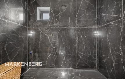 PREDANÝ - jedinečný 2i byt s 2 terasami, záhradkou a unikátnym výhľadom na les