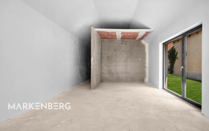 MARKENBERG - 3 izbový dom za cenu bytu so 4m stropmi v pôvodnej časti Chorvátskeho Grobu