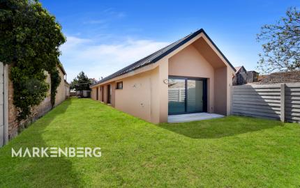 MARKENBERG - 3 izbový dom za cenu bytu so 4m stropmi v pôvodnej časti Chorvátskeho Grobu