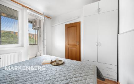 PREDANÝ - Na predaj svetlý 3 izbový byt v tichej časti Karlovej Vsi obklopený zeleňou