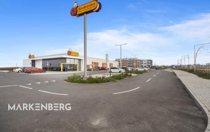 MARKENBERG - na prenájom 2i byt s predzáhradkou, šatníkom a parkovacím miestom