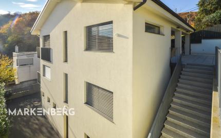 Elegantný 6-izb. rodinný dom s výhľadom na les a mesto - Ahoj