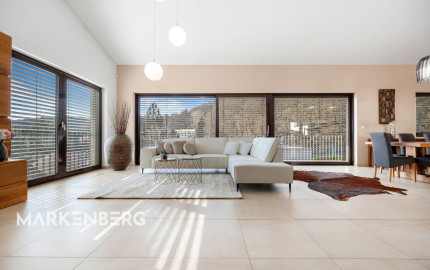 MARKENBERG I Výnimočný 6-izb. rodinný dom s výhľadom na les a mesto