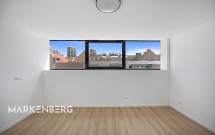 Exkluzívny 3-izbový penthouse s terasou a výhľadom na downtown - Dunajská ul.