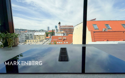 Exkluzívny 3-izbový penthouse s terasou a výhľadom na downtown - Dunajská ul.