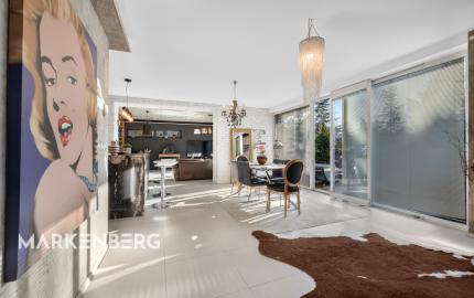 PREDANÝ - exkluzívny 5-izbový rodinný dom s bazénom a krásnou záhradou v Chorvátskom Grobe