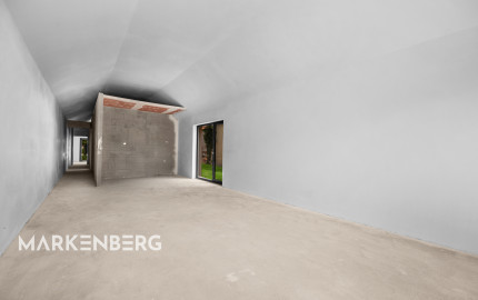 MARKENBERG - 3 izbový dom za cenu bytu so 4m stropmi v pôvodnej časti Chorvátskeho Grobu