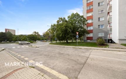 MARKENBERG (REZERVOVANÝ) - Slnečný 2i byt s balkónom a krásnym výhľadom
