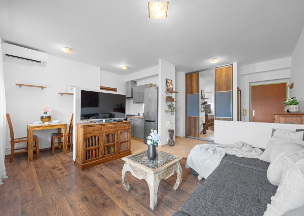 MARKENBERG - Pekný 2i byt s veľkou terasou, pivnicou a parkingom- PREDANÝ