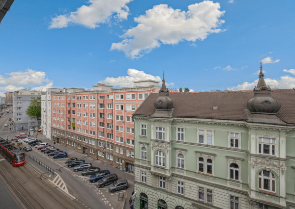 MARKENBERG - Romantický, priestranný 3i klenot v Starom Meste vedľa Medickej záhrady - PREDANÝ