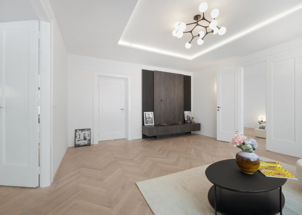 MARKENBERG - Romantický, priestranný 3i klenot v Starom Meste vedľa Medickej záhrady - PREDANÝ