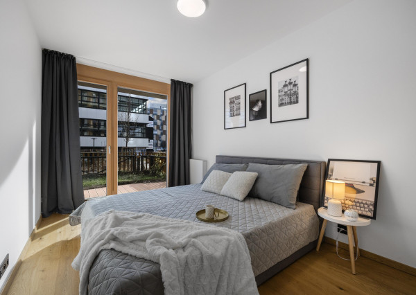 MARKENBERG - Zariadený 2i byt s predzáhradkou, pivnicou a parkingom pre elektromobil