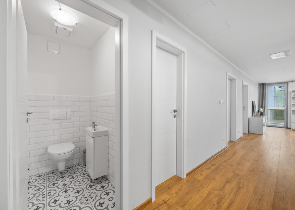 MARKENBERG - Na prenájom veľkometrážny 3i byt v prestížnej rezidencii Hradný Vrch