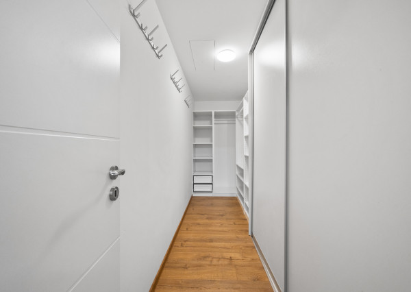 MARKENBERG - Na prenájom veľkometrážny 3i byt v prestížnej rezidencii Hradný Vrch