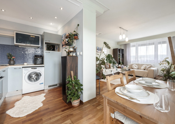 MARKENBERG (REZERVOVANÝ) - Slnečný 2i byt s balkónom a krásnym výhľadom