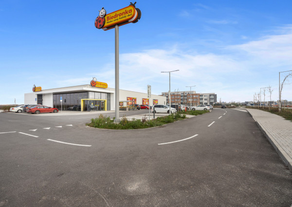 MARKENBERG - na prenájom 2i byt s predzáhradkou, šatníkom a parkovacím miestom