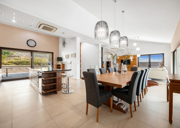 MARKENBERG I Výnimočný 6-izb. rodinný dom s výhľadom na les a mesto