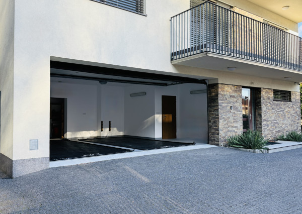 MARKENBERG I Výnimočný 6-izb. rodinný dom s výhľadom na les a mesto