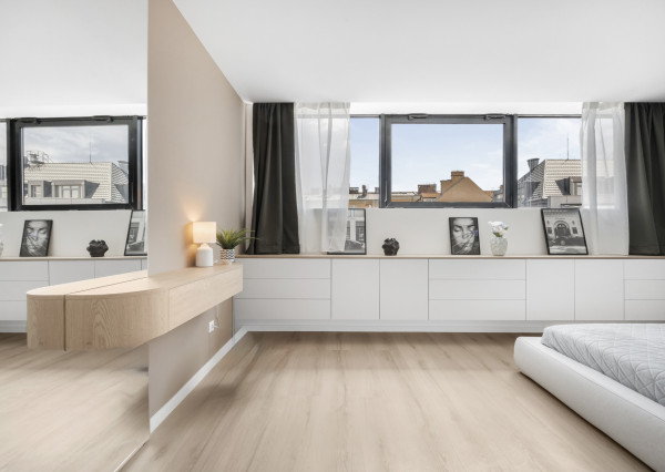 Exkluzívny 3-izbový penthouse s terasou a výhľadom na downtown - Dunajská ul.