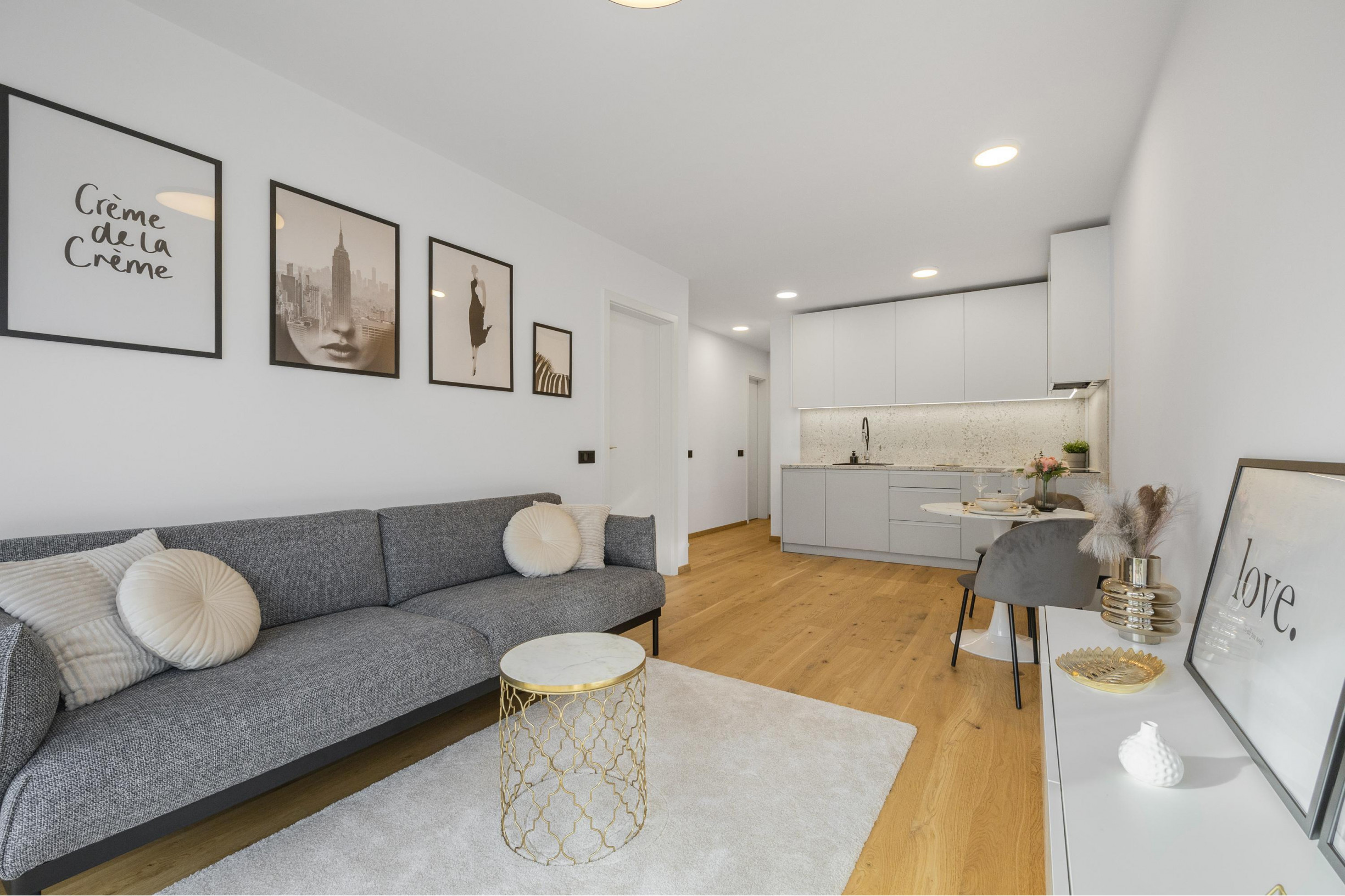 MARKENBERG - Zariadený 2i byt s predzáhradkou, pivnicou a parkingom pre elektromobil